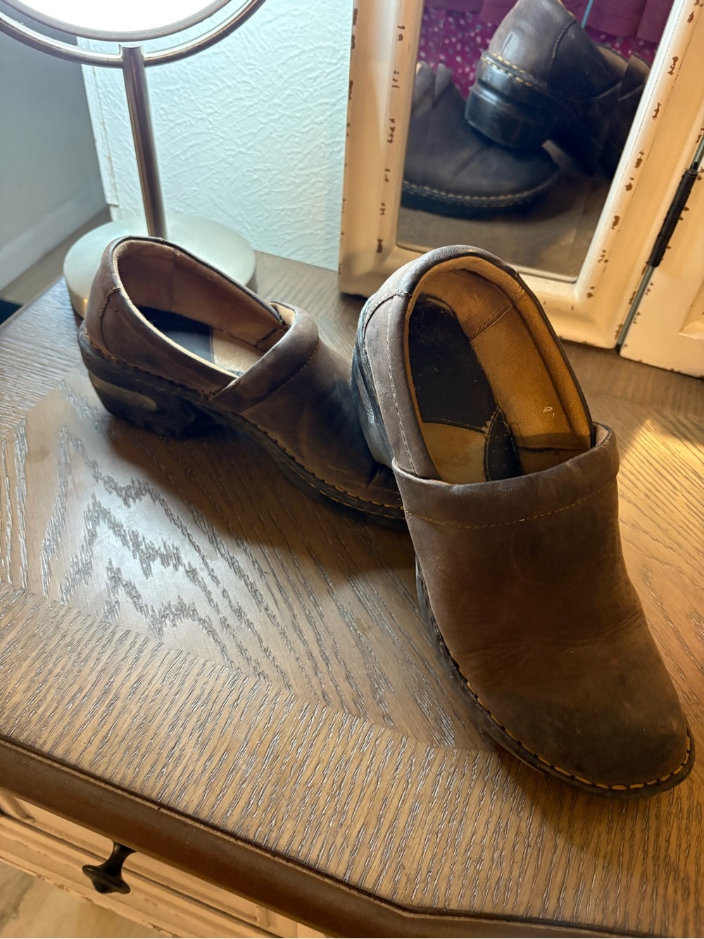 boc Women's Brown Leather Slip-On Mules